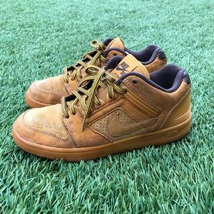 Nike SB Air Force 2 Low Premium Baroque Brown Mens Size 8.5 Skateboard Shoes AF2
